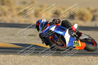 media/Nov-17-2024-CVMA (Sun) [[1fec520723]]/Race 17-Amateur Supersport Middleweight/